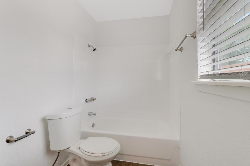 Building Photo - 5729 Pinon Vista Dr