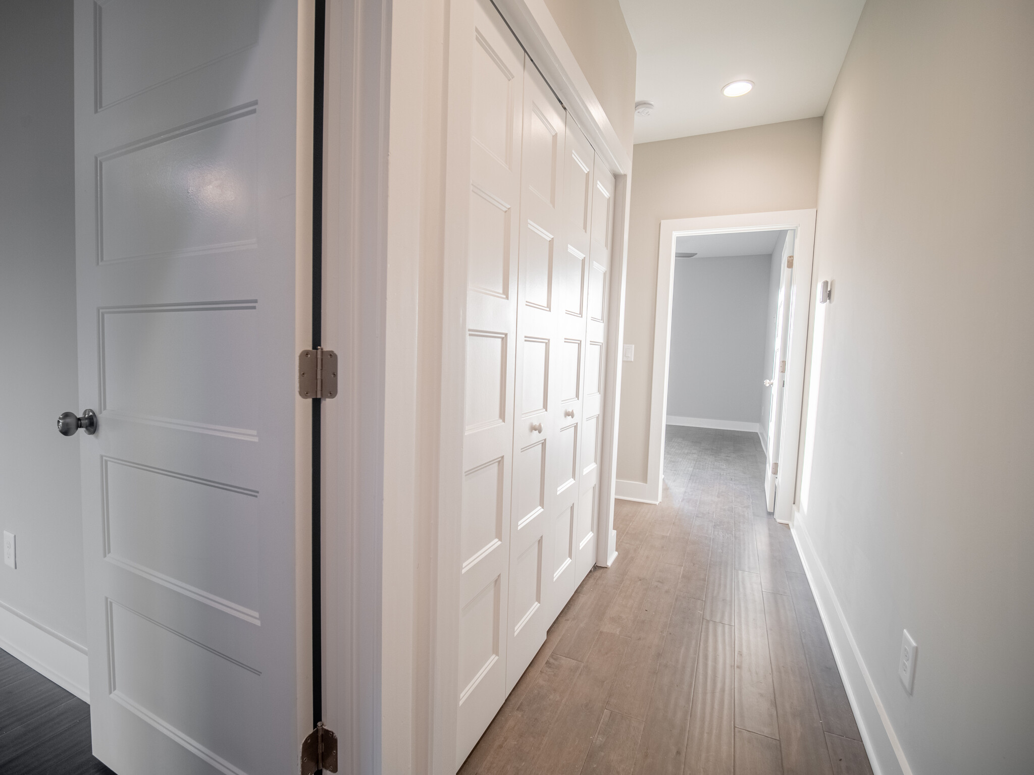 Upstairs Hallway - 1122 Baptist World Center Dr