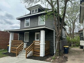 Building Photo - 4444 Troost Ave