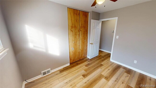 Building Photo - 1177 Connie Ave