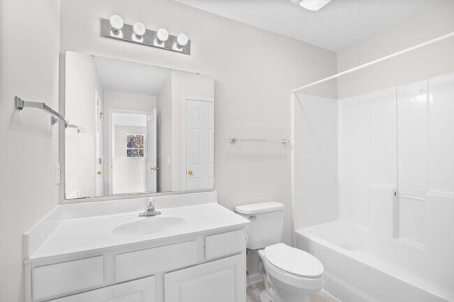 Building Photo - 1152 Stoney Falls Blvd