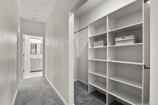 Building Photo - 1002 Morningside Dr