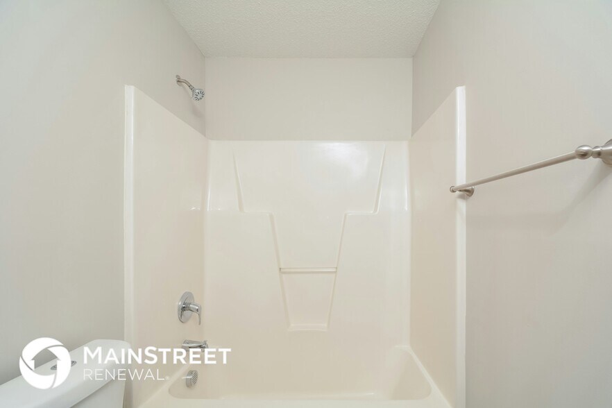 Building Photo - 511 Cotton Ave