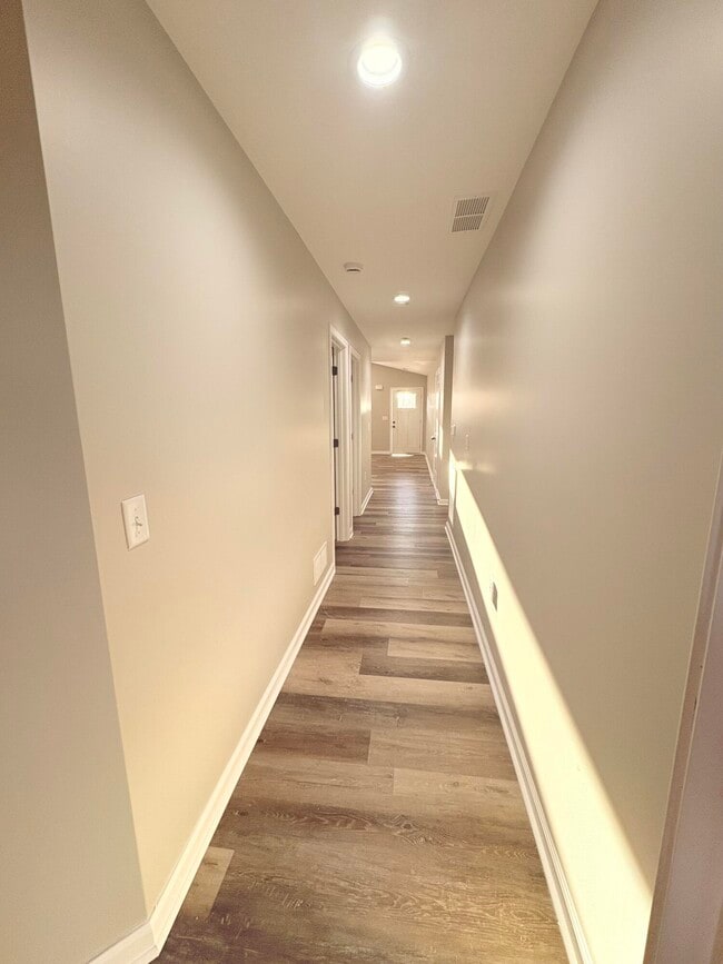 Building Photo - 7054 Caravan Dr