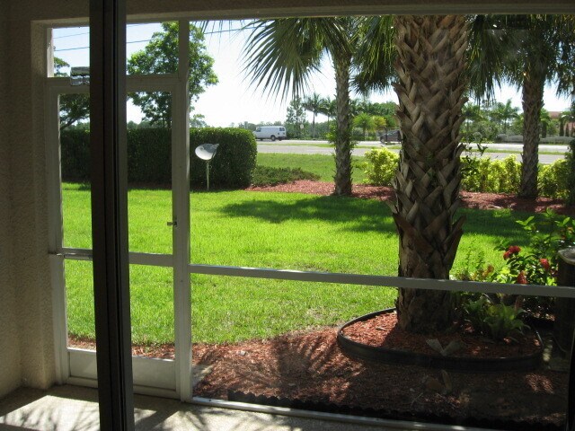 Building Photo - Cypress Landing 8205