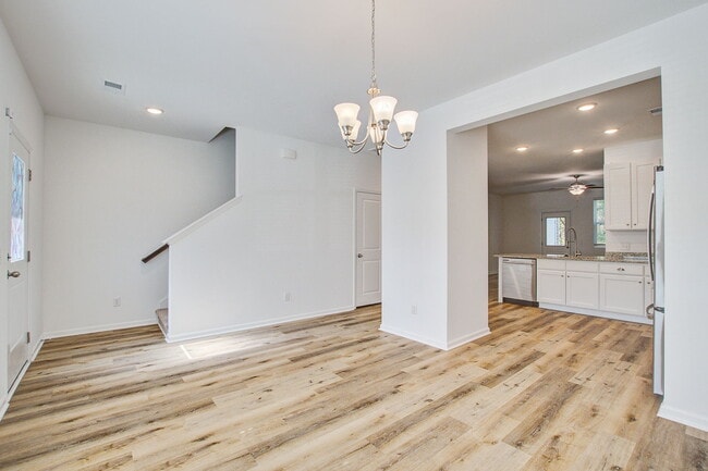 Building Photo - 200 Woodward Rd