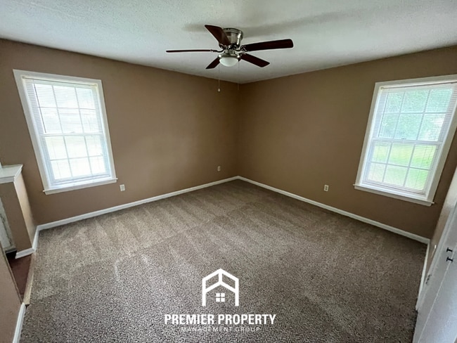 Building Photo - Spacious 4BR/2BA Whitehaven Home | 1,701 Sq Ft, Brick Fireplace & Quiet Cove