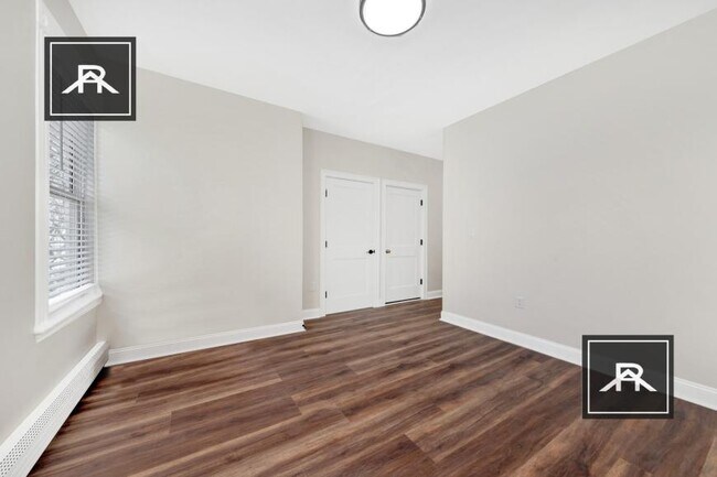 Building Photo - 3 bedroom in Boston MA 02127