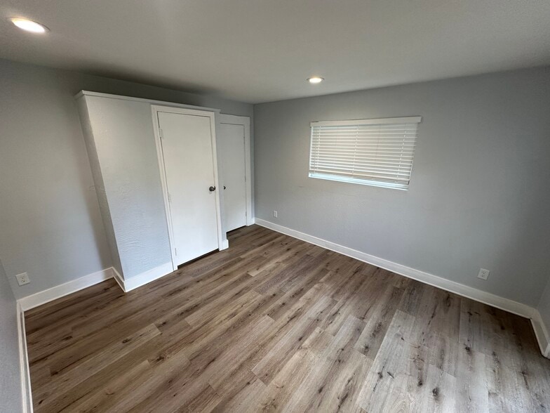 Master bedroom - 3124 San Jose Way