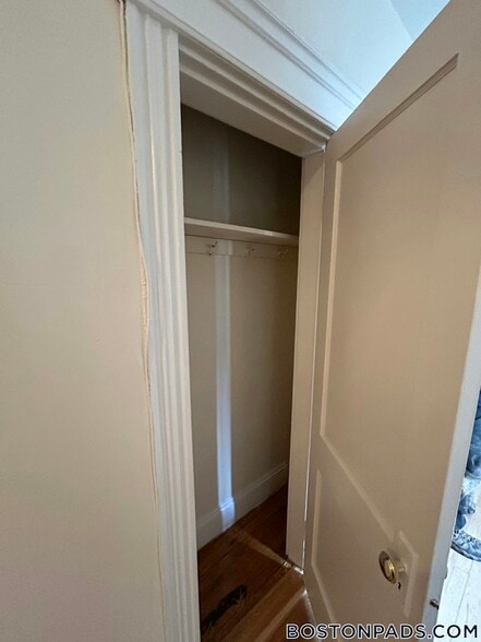 Building Photo - 1152 Commonwealth Ave