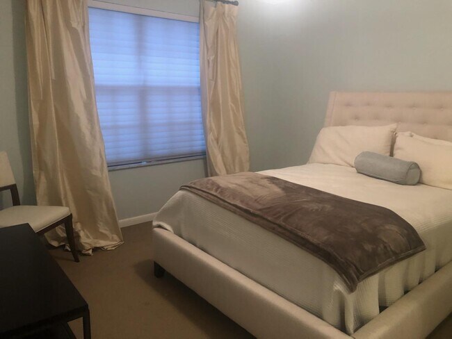 Building Photo - 1002 S Harbour Island Blvd