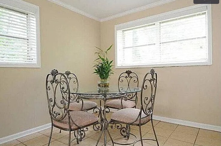 Building Photo - 2342 Cortez Way NE