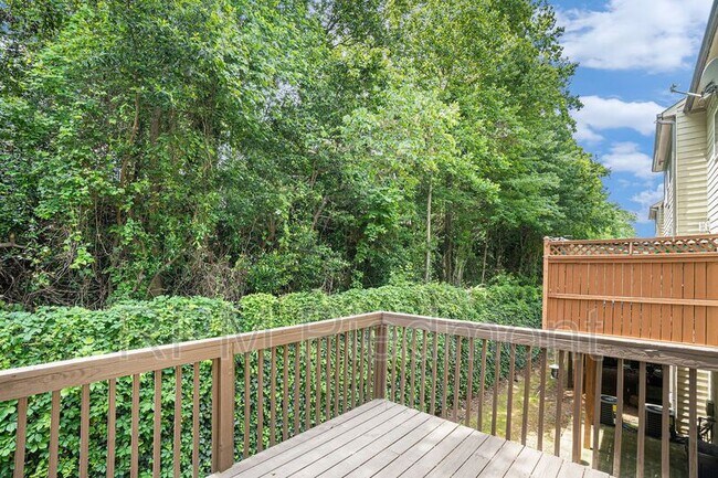 Building Photo - 2786 Birch Grove Ln SE