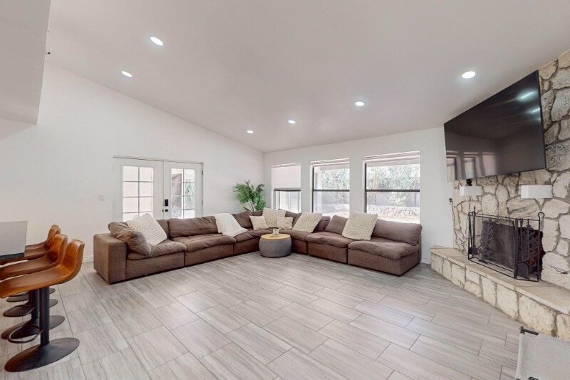 Building Photo - 115 Buckskin Loop