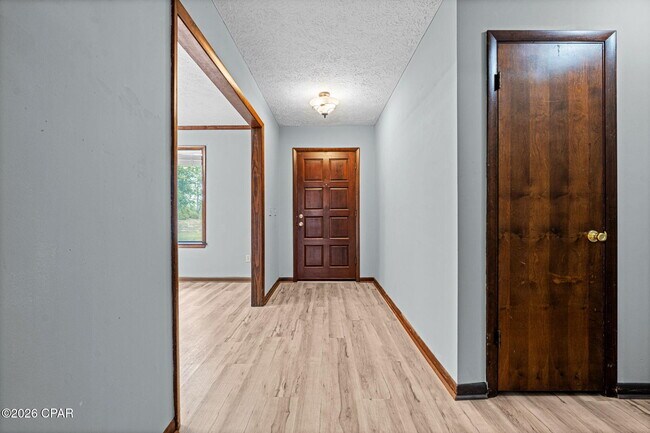 Building Photo - 2194 Briawood Cir