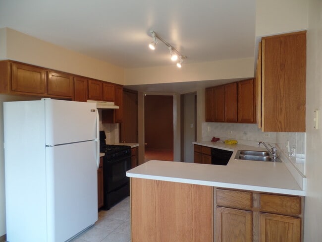 Building Photo - 5514 Ridge Crossing