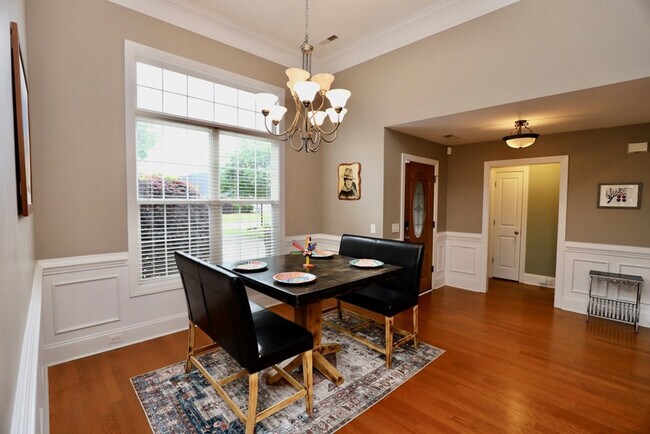 Building Photo - 1280 Winyah St