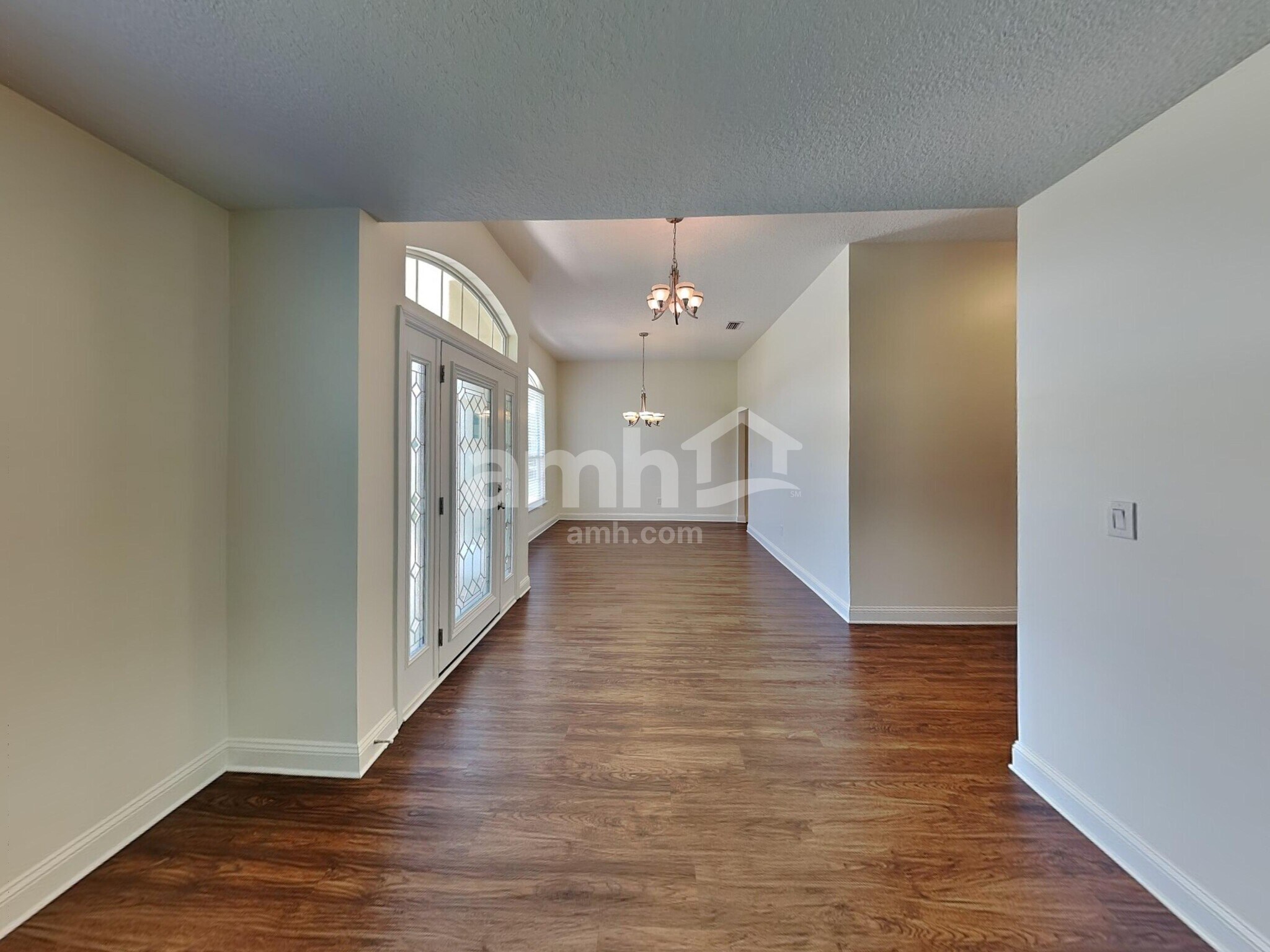 Building Photo - 502 Chinkapin Ct