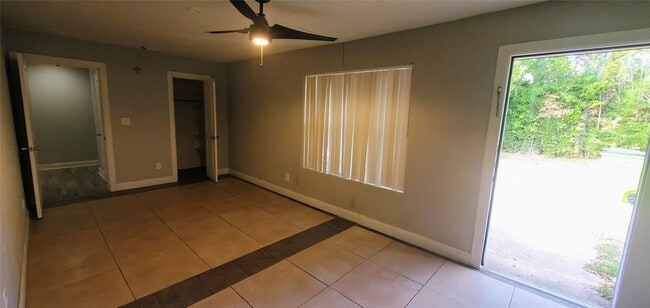 Building Photo - 15414 W Hampton Cir