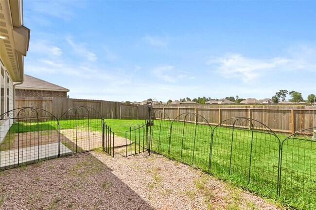 Building Photo - 363 Cumberland Forest Dr