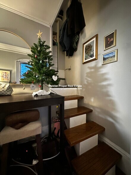 Building Photo - 116 Marlborough St