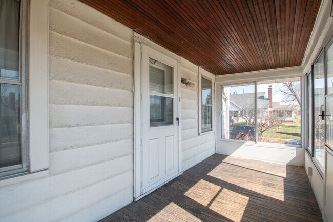Building Photo - 1729 Patterson Rd