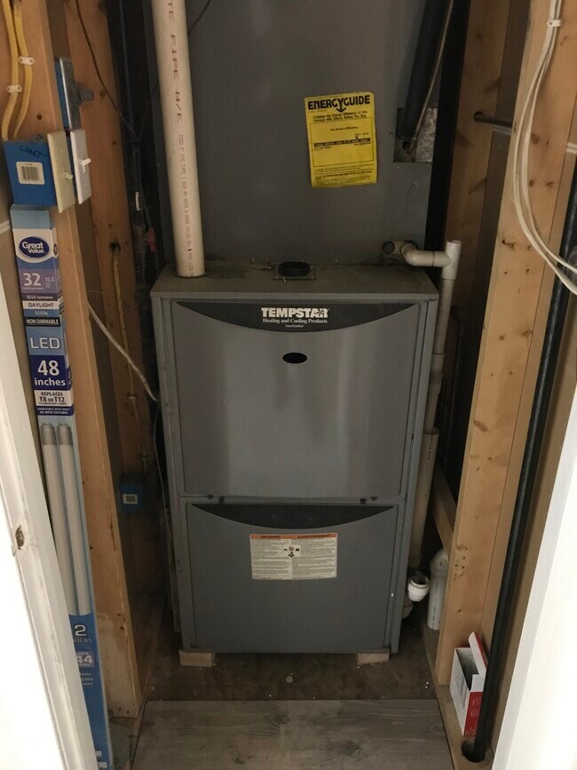 HVAC Air Condition and Furnace - 351 Chicago Rd