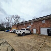 Building Photo - 1/1 Just outside of Searcy!