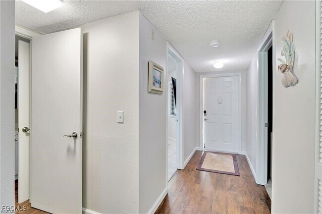 Building Photo - 7406 Lake Breeze Dr