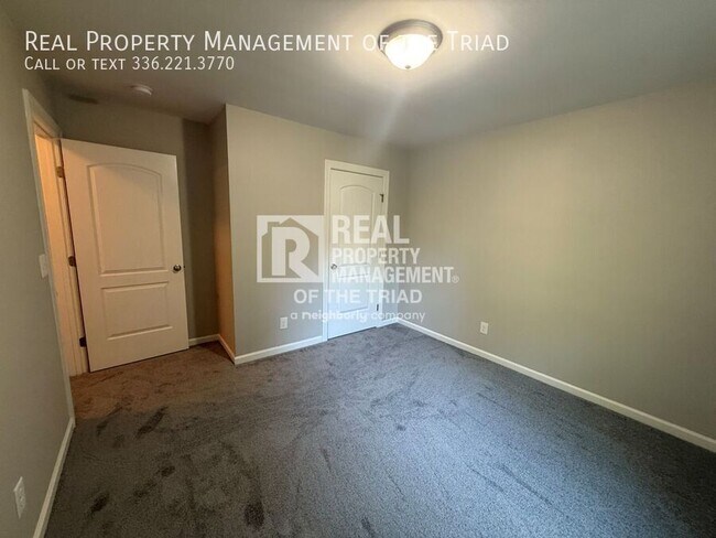 Building Photo - 2234 Nettlebrook Dr