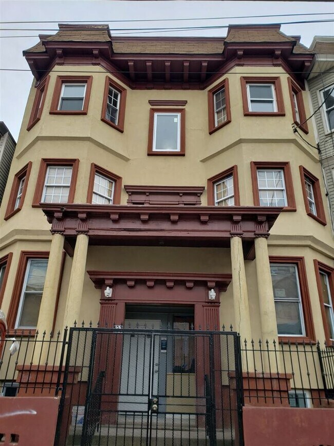 Primary Photo - 133 Wilkinson Ave