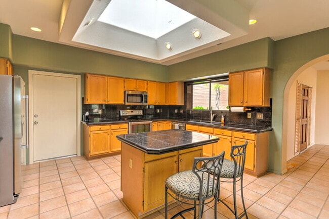 Building Photo - San Ignacio Vistas - Green Valley (Age Restricted community, at least one person must be 55 or ol...