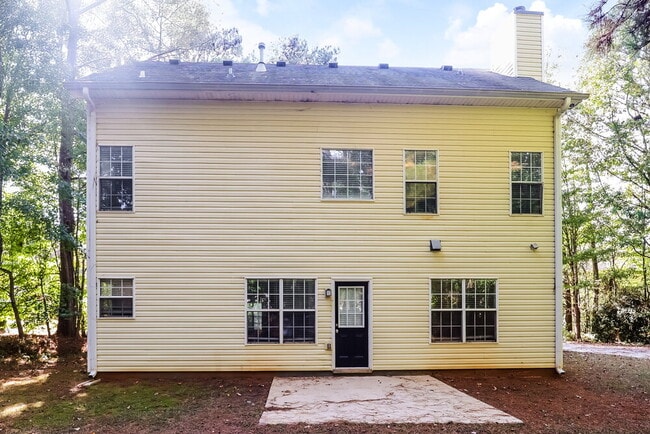 Building Photo - 19 Woodlake Dr