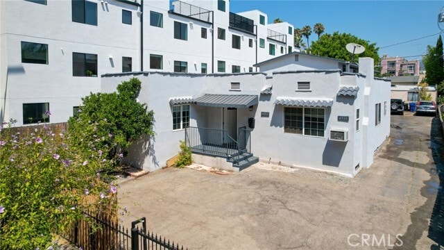 Building Photo - 6513 Lexington Ave