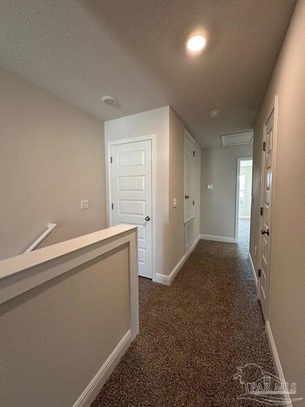 Building Photo - 5737 Stellarjay St