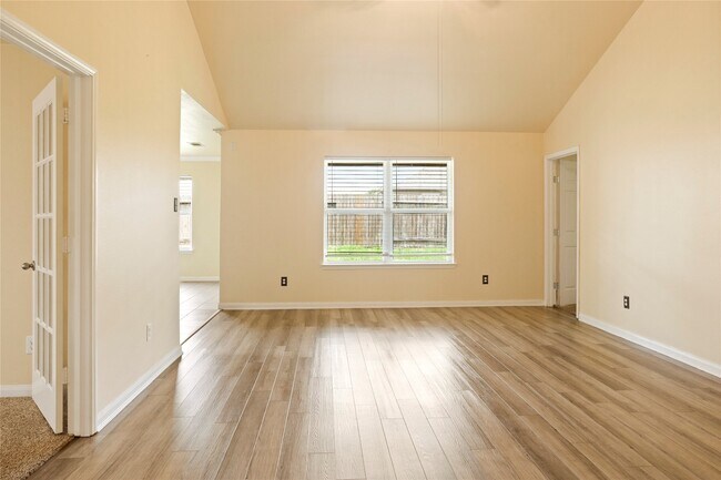 Building Photo - 9427 Gold Mountain Dr