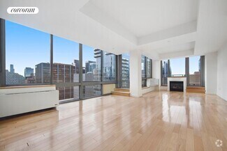 Building Photo - 225 W 60th St