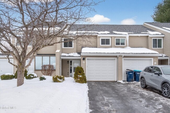 Building Photo - 17 Derby Dr