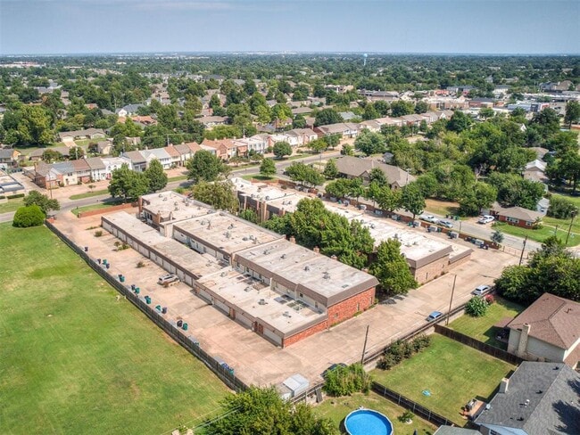 Building Photo - 7800 Old Hickory Ln