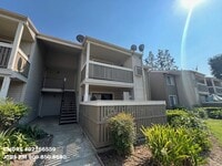 Building Photo - Second Floor Ontario 2 Bedroom Condo