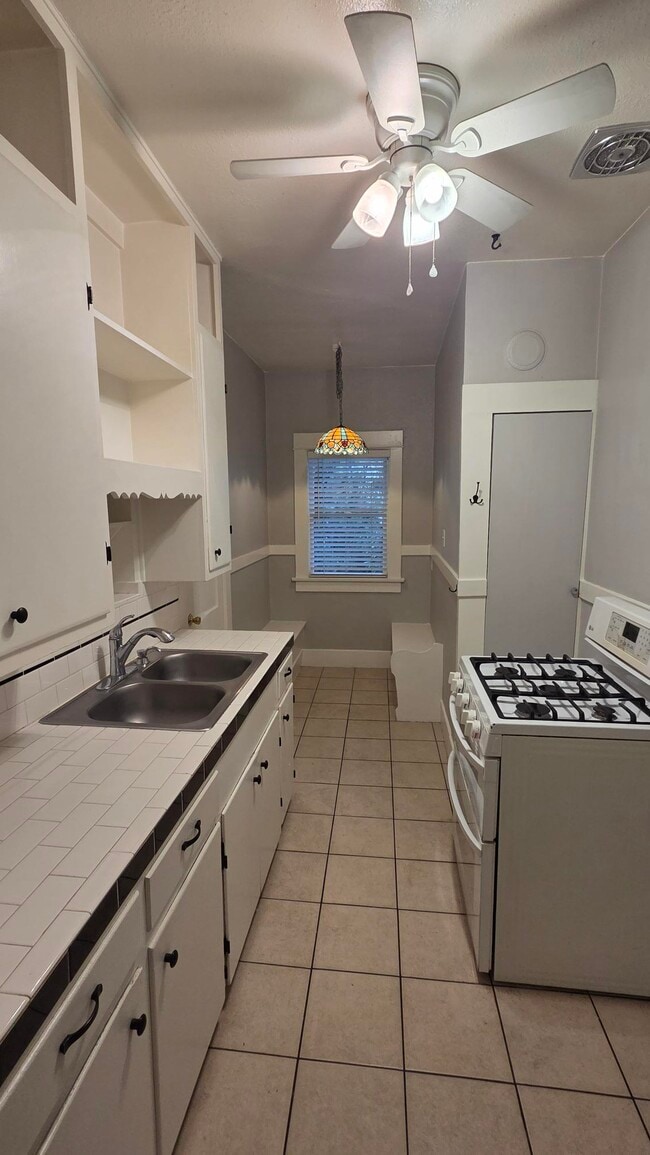 Kitchen and Dining Nook - 819 N 5th Ave