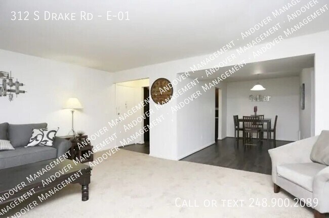 Building Photo - 312 S Drake Rd