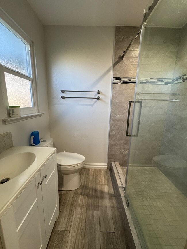 Building Photo - 38267 Farwell Dr