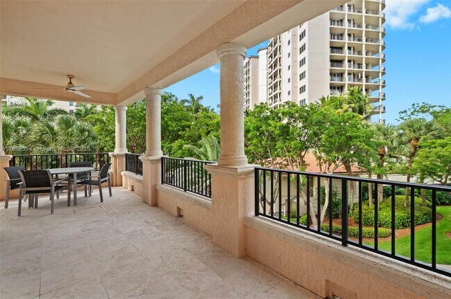 Building Photo - 13633 Deering Bay Dr