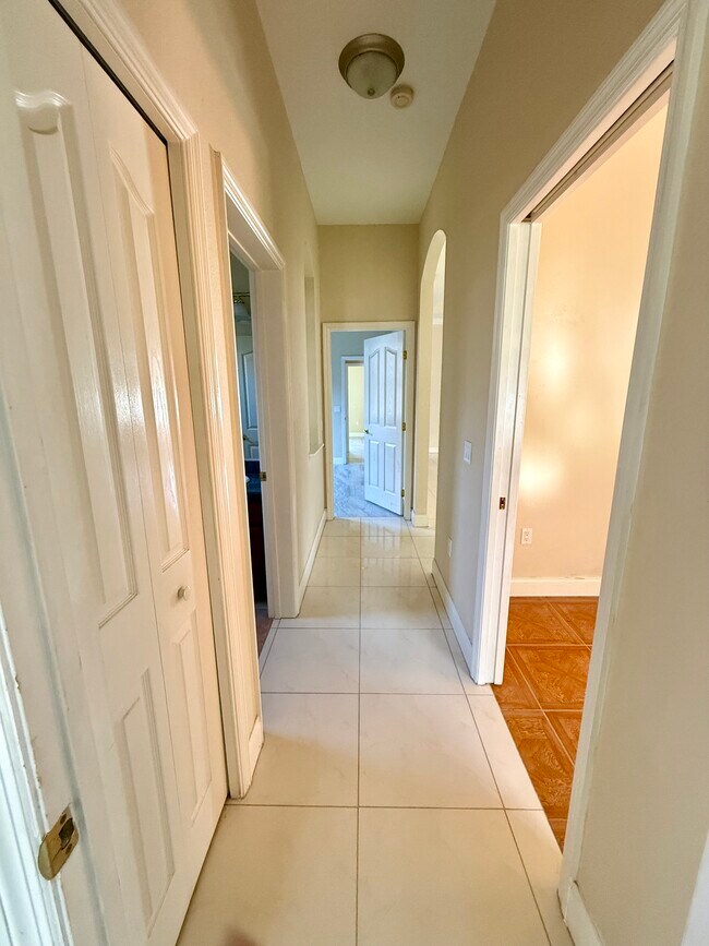 Building Photo - 3269 Hawks Ridge Dr