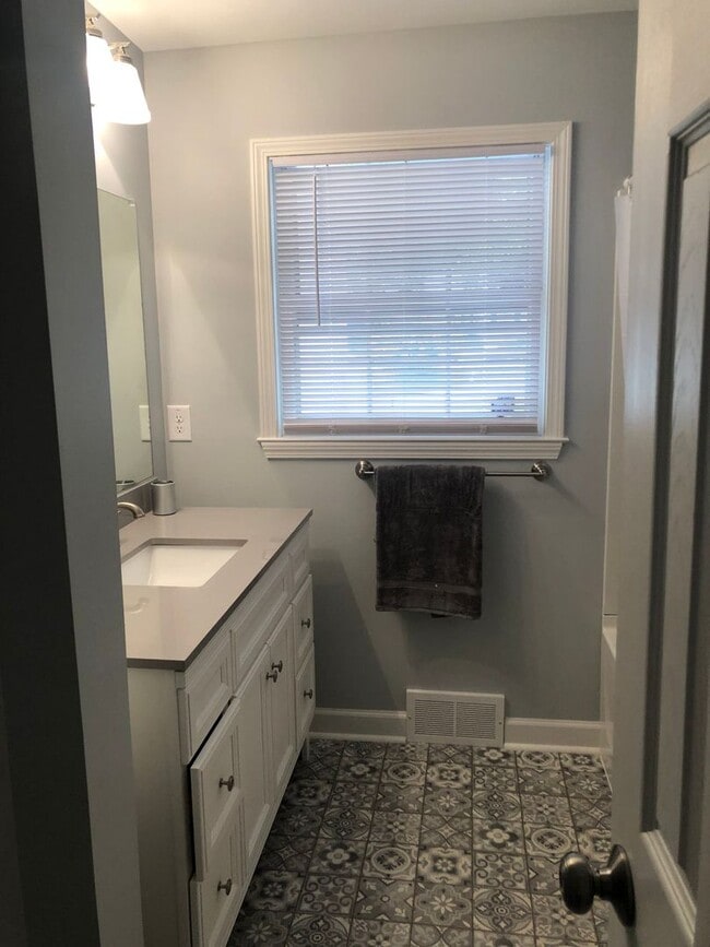 Building Photo - 1457 Brookwood Drive