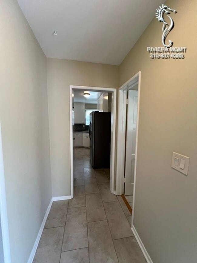 Building Photo - 3BR 1.5BA House in the Hollywood Riviera