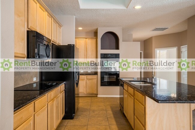 Building Photo - 1027 Desert Willow Ct