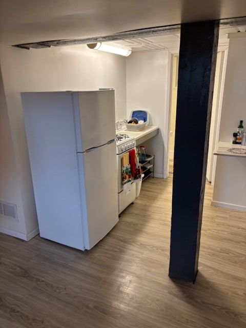 Efficiency Kitchen - 6356 Elm St