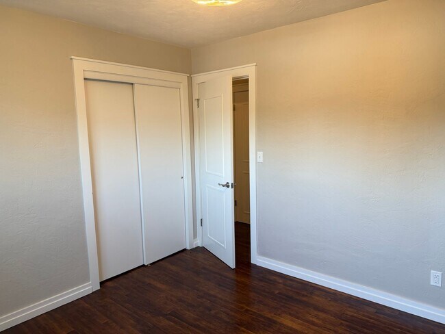 Building Photo - 1331 G St